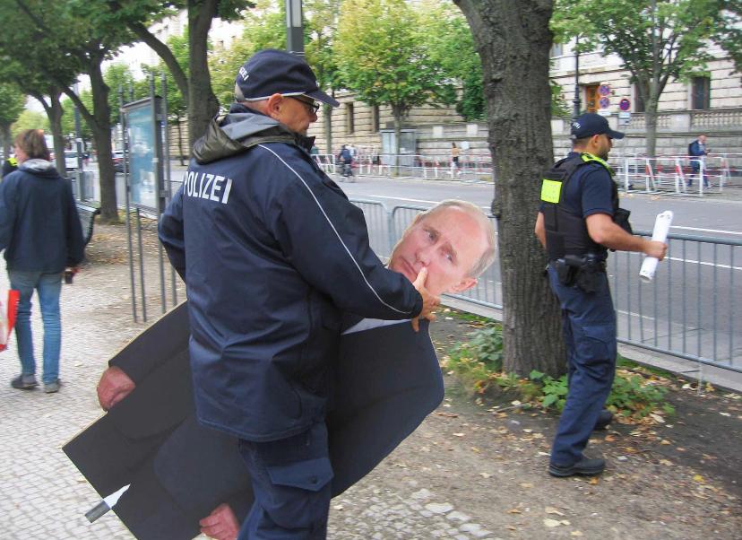Banner nach Wiederherstellung mit Anführungszeichen, 17.09.2021